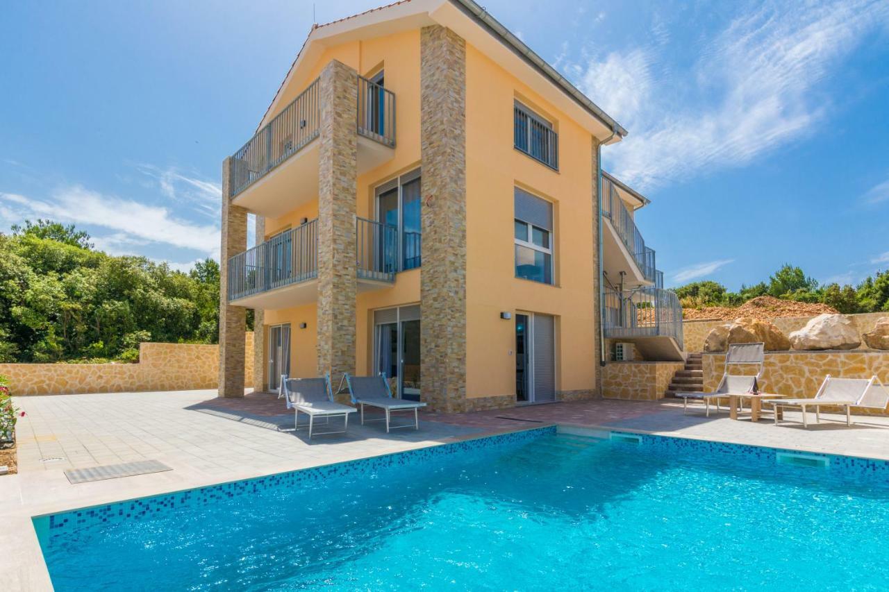 Fabulous House B With Outdoor Pool Apartment Zaton  Luaran gambar