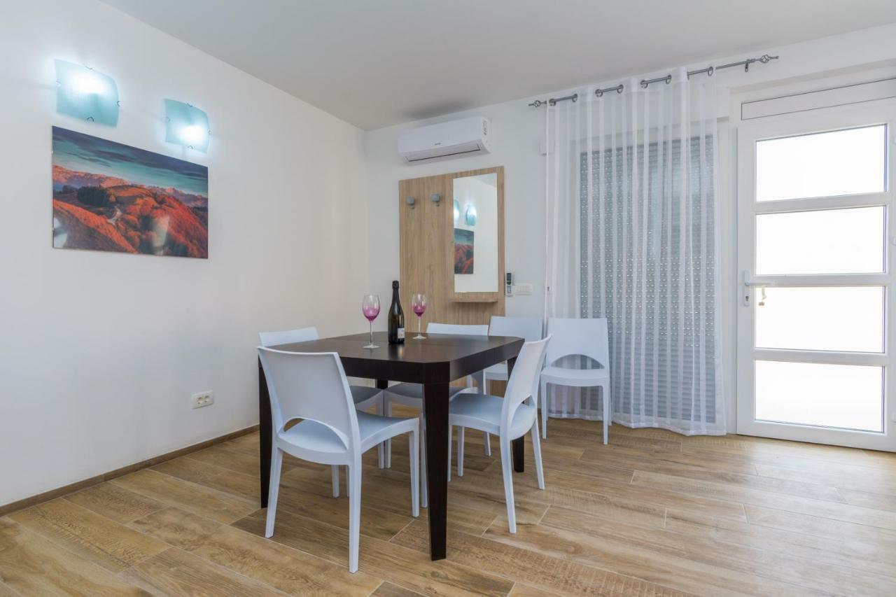 Fabulous House B With Outdoor Pool Apartment Zaton  Luaran gambar